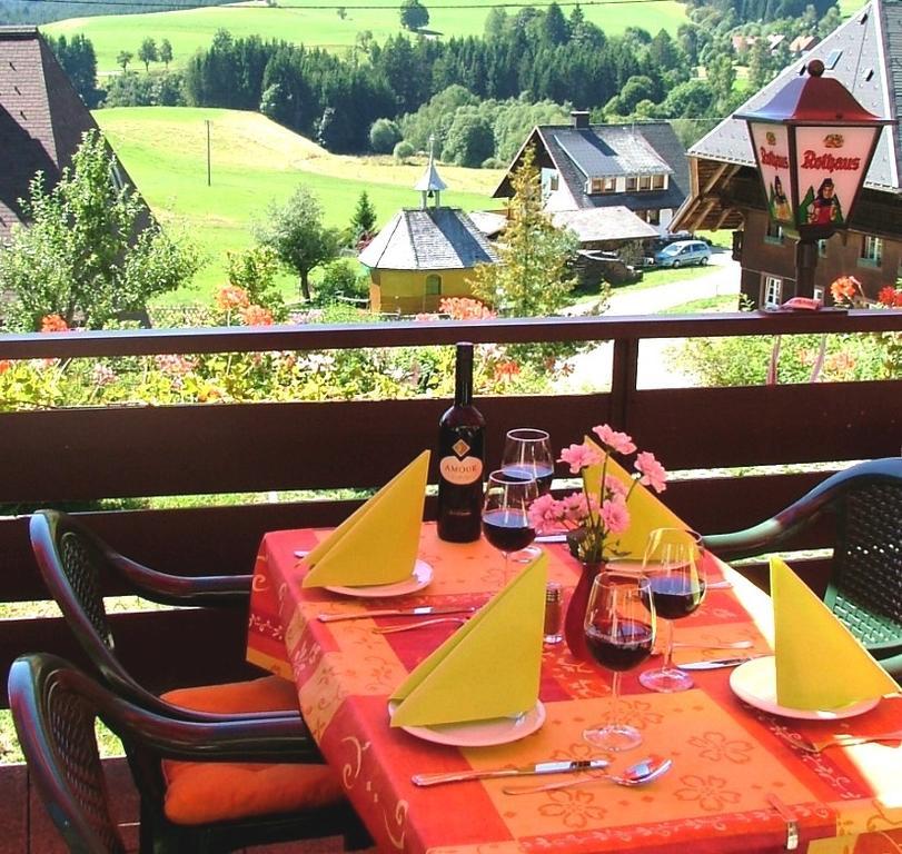 Hotel Landgasthof Adler Altenrond Bagian luar foto