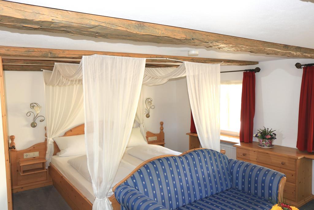 Hotel Landgasthof Adler Altenrond Ruang foto