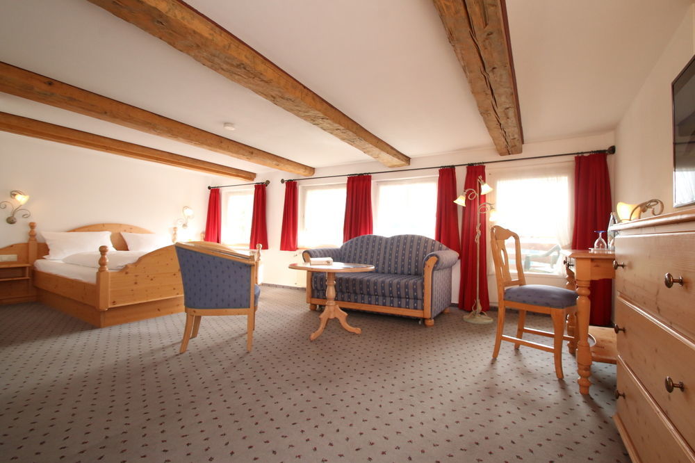 Hotel Landgasthof Adler Altenrond Bagian luar foto