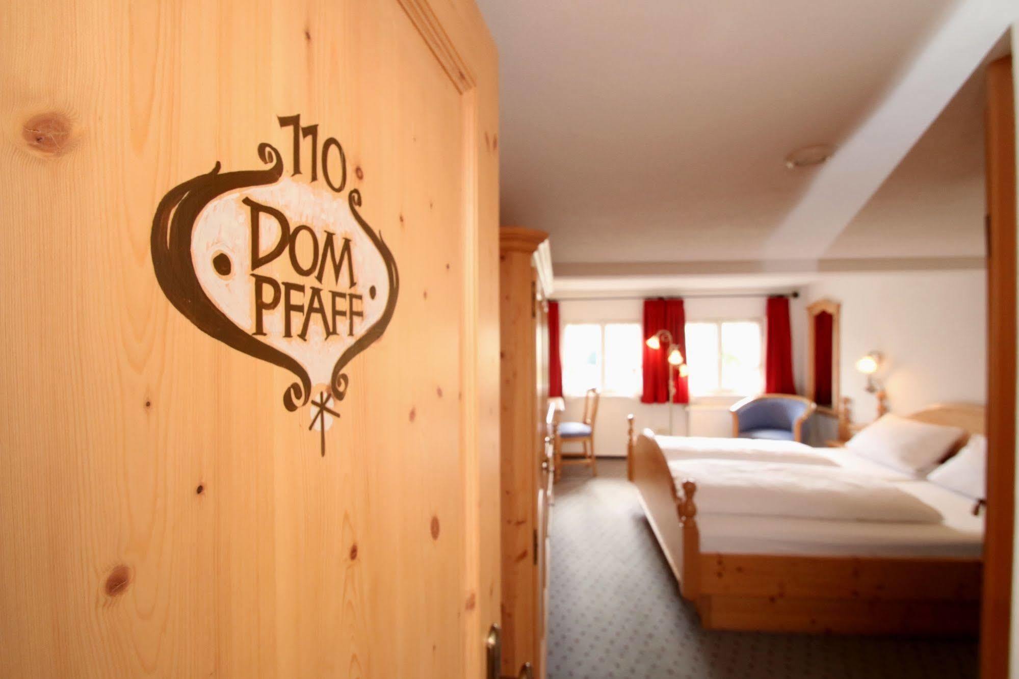 Hotel Landgasthof Adler Altenrond Bagian luar foto